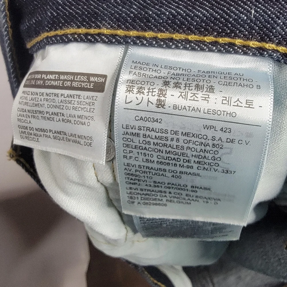 Men's Big & Tall Levi's 559 Blue Denim‎ Jeans SIZE 40X36. #849